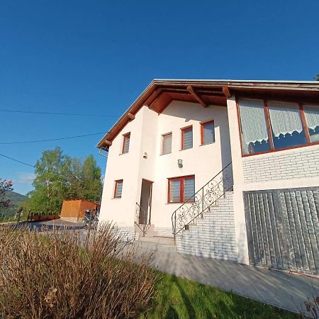 Holiday Home Green Sarajevo Exteriör bild