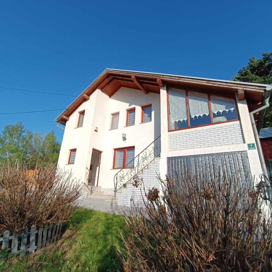 Holiday Home Green Sarajevo Exteriör bild